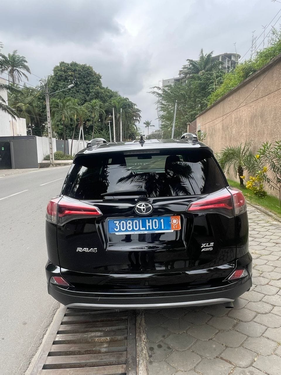 Toyota RAV 4 à louer