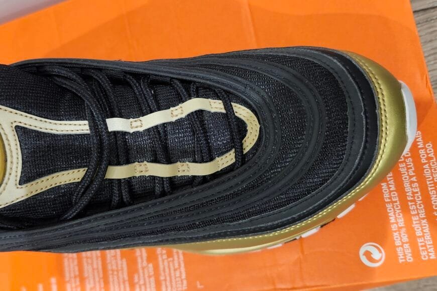 Nike Air Max 97 – Or Métallique & Noir