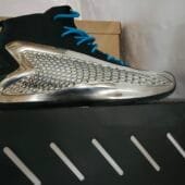 Adidas AE 1 – Performance et style réunis