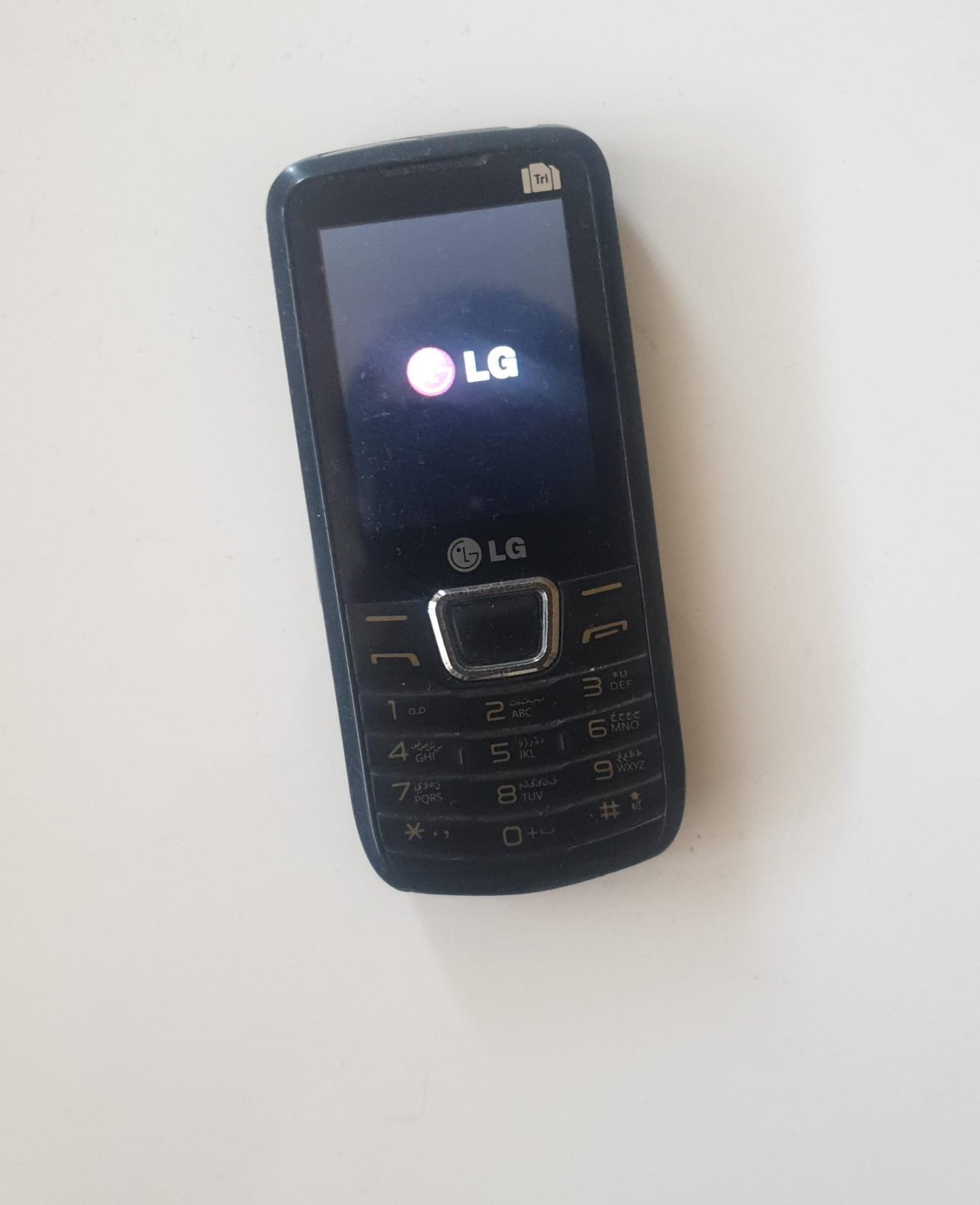 LG triple Sim