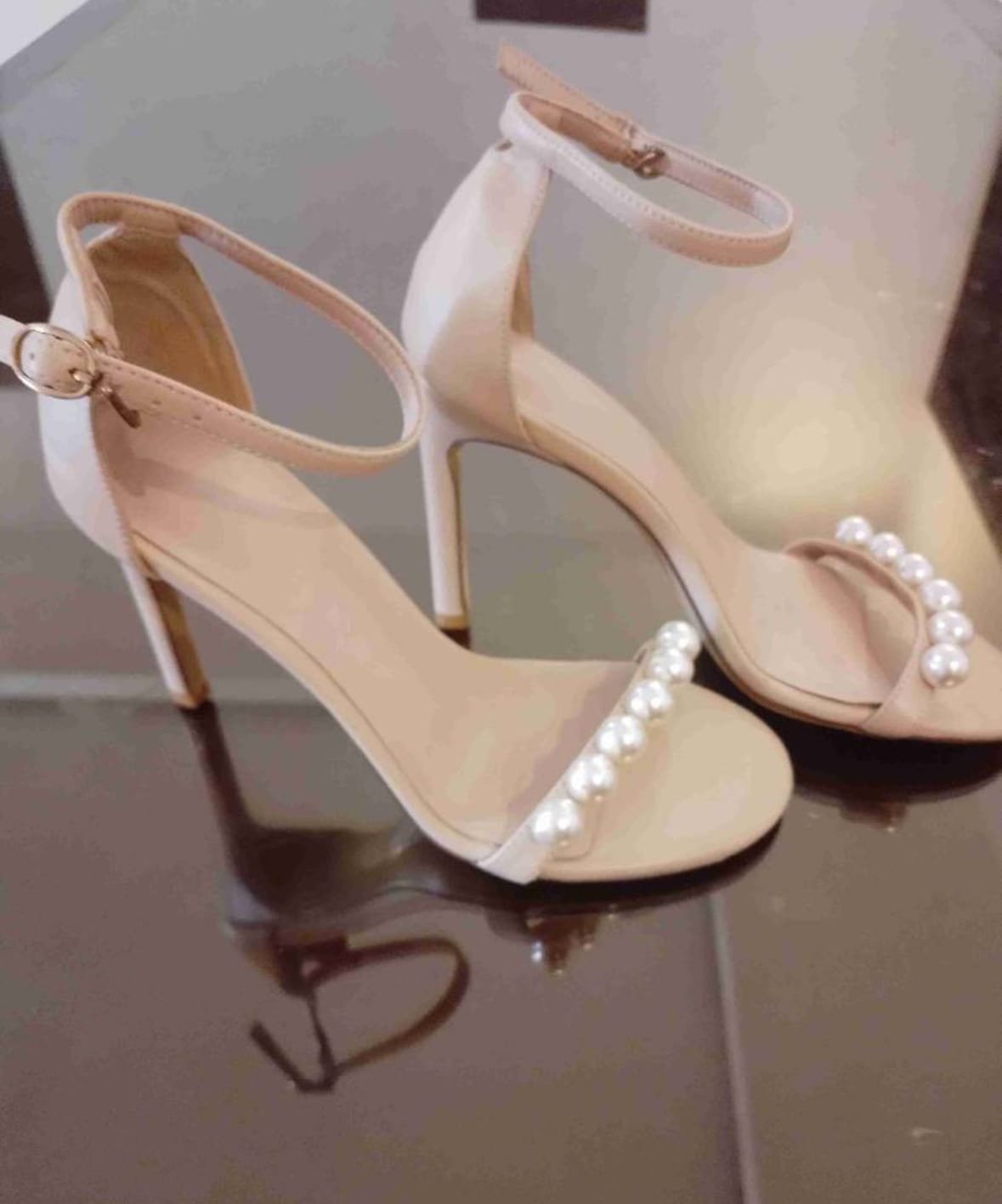 Sandales à talons hauts