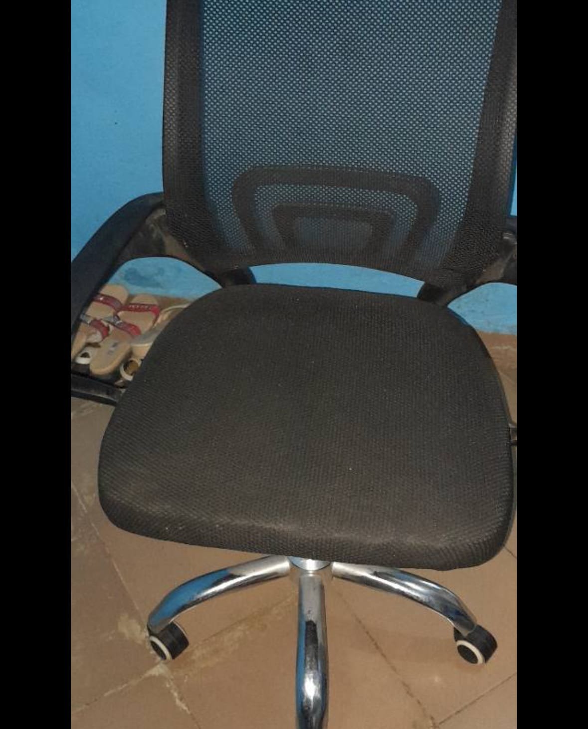Fauteuil de bureau à roulettes