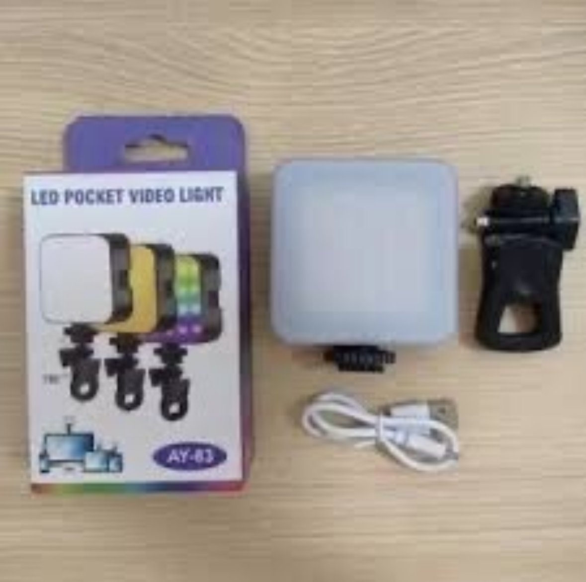Lampe LED vidéo de poche AY-83