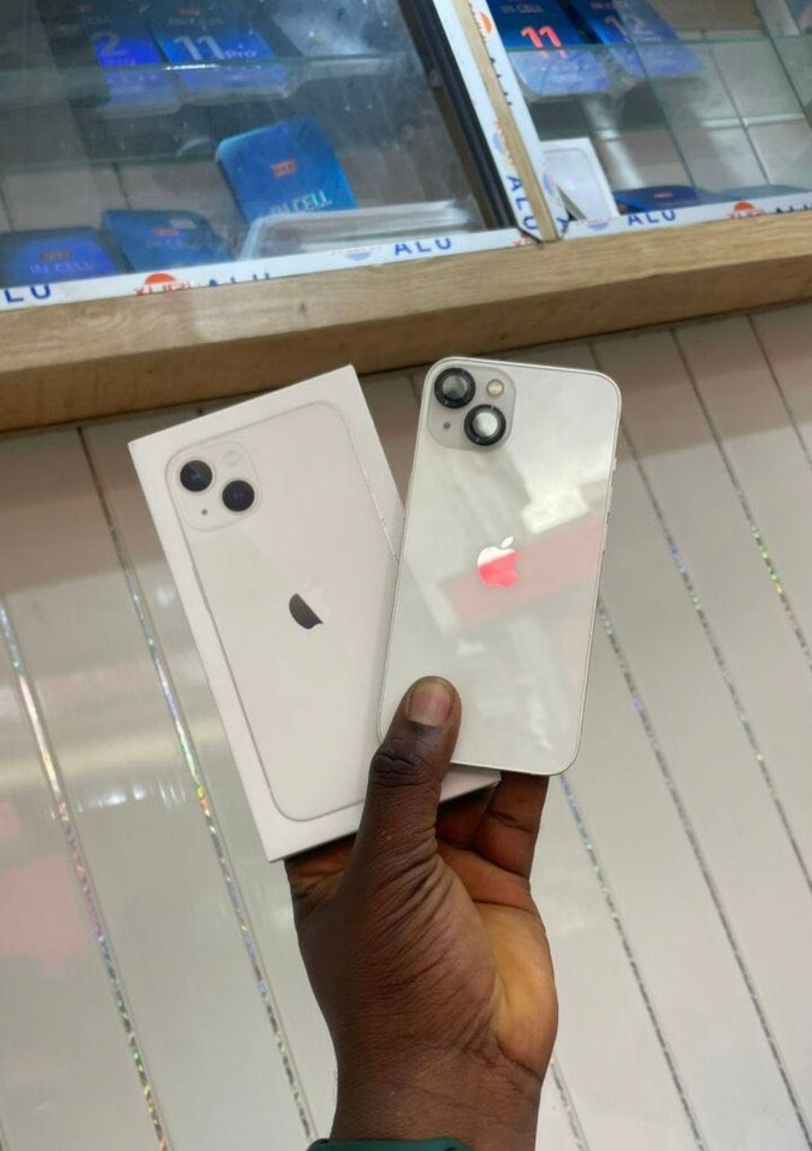 iPhone 13 simple Blanc Neuf