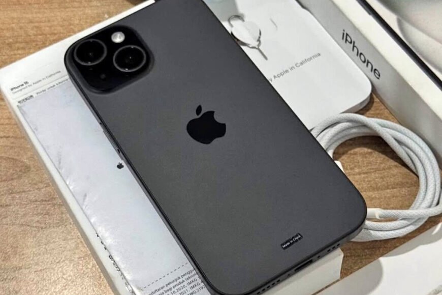 iPhone 15 simple 256Go