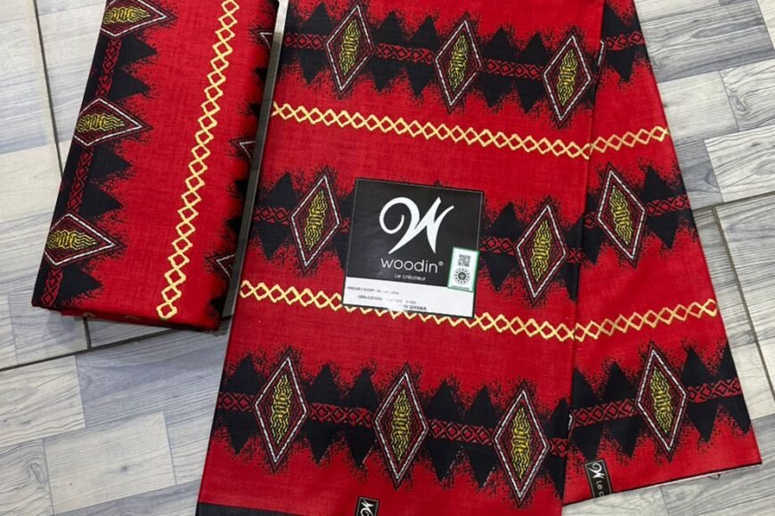 Tissu Woodin red