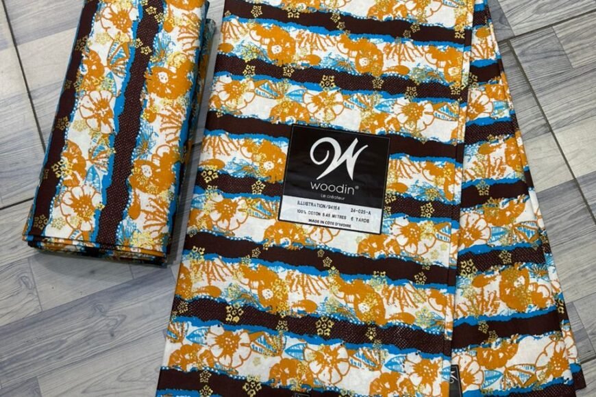 Woodin tissu gold