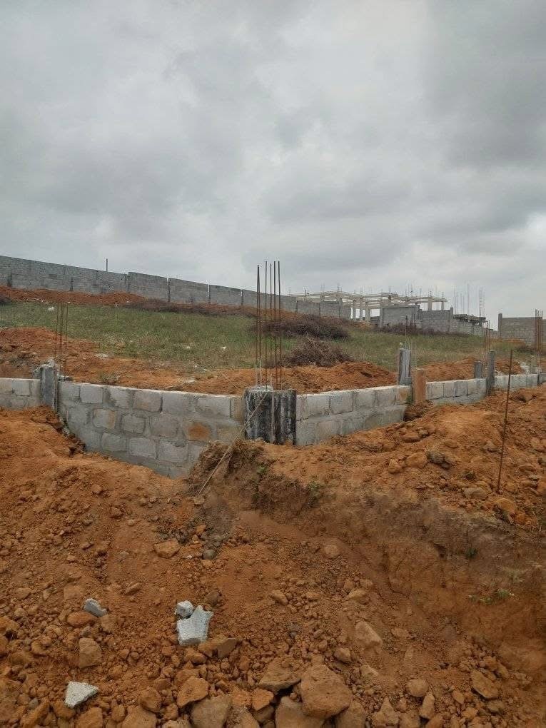 Terrain 400m2 Angré 10e tranche