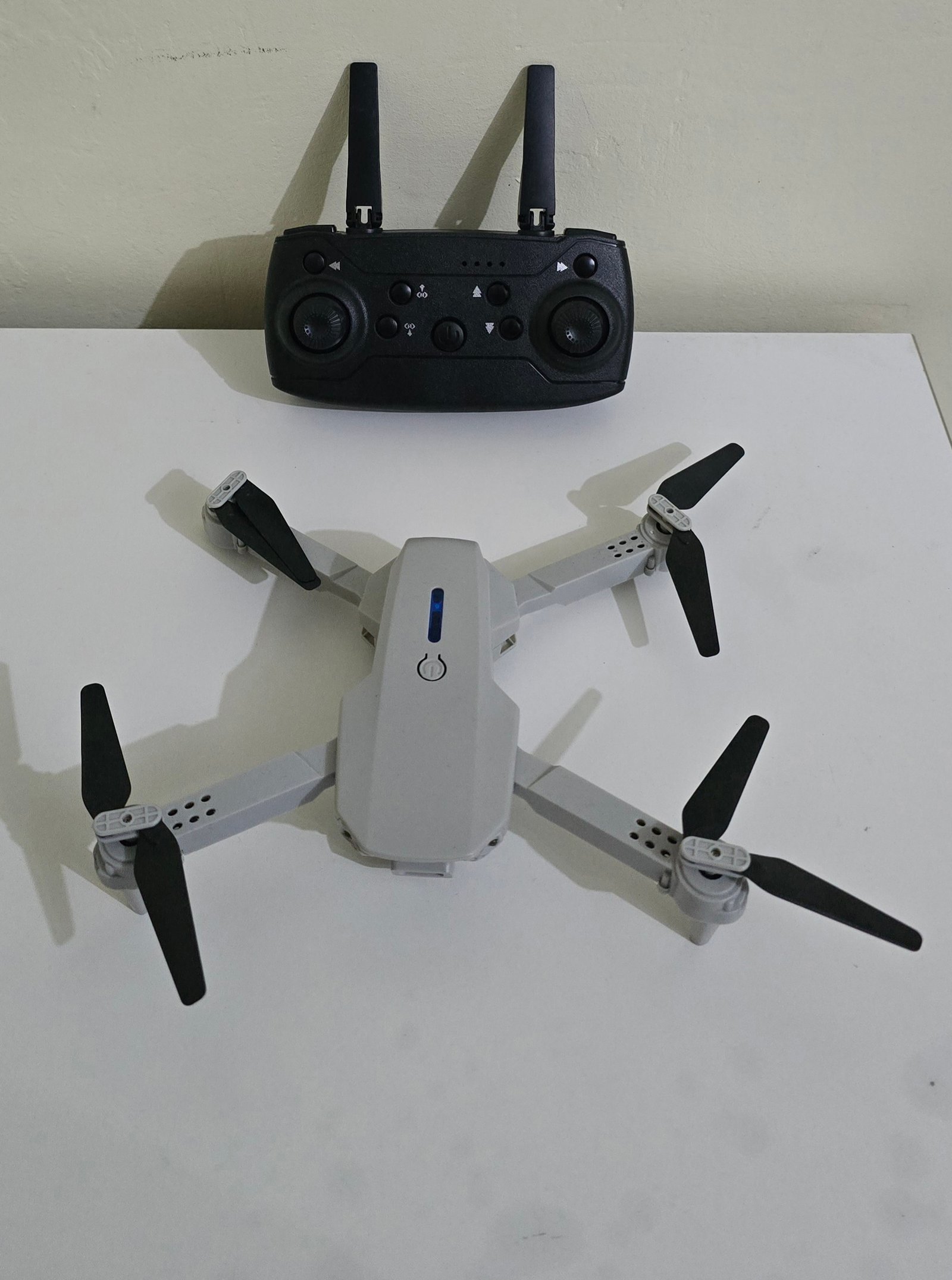 Drone E88 caméra 4