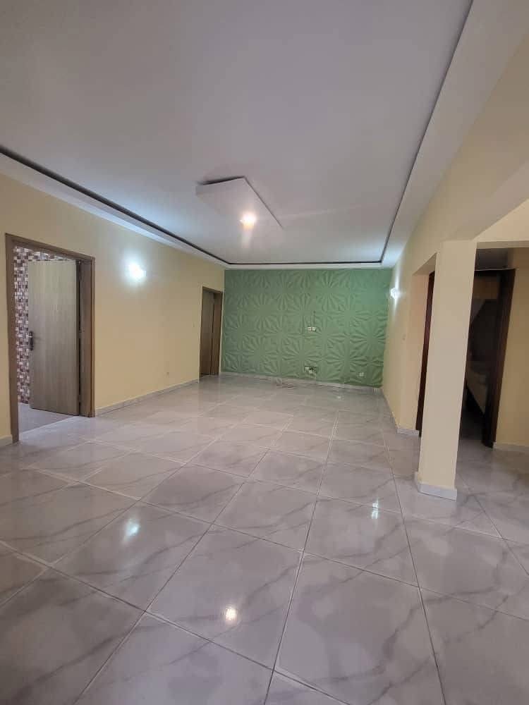 Villa à louer Cocody