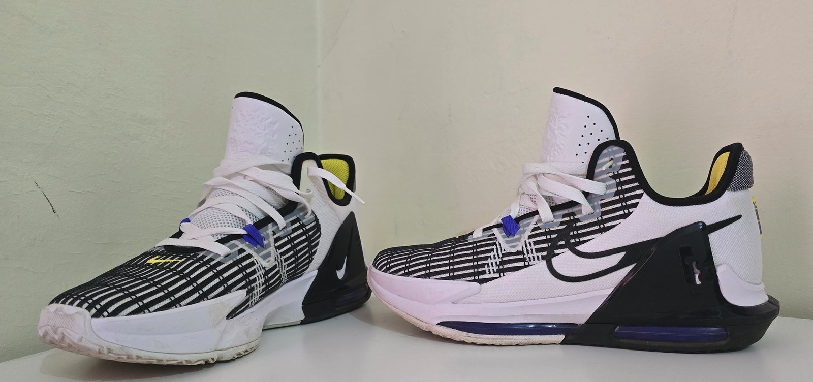 Nike Lebron Witness 6