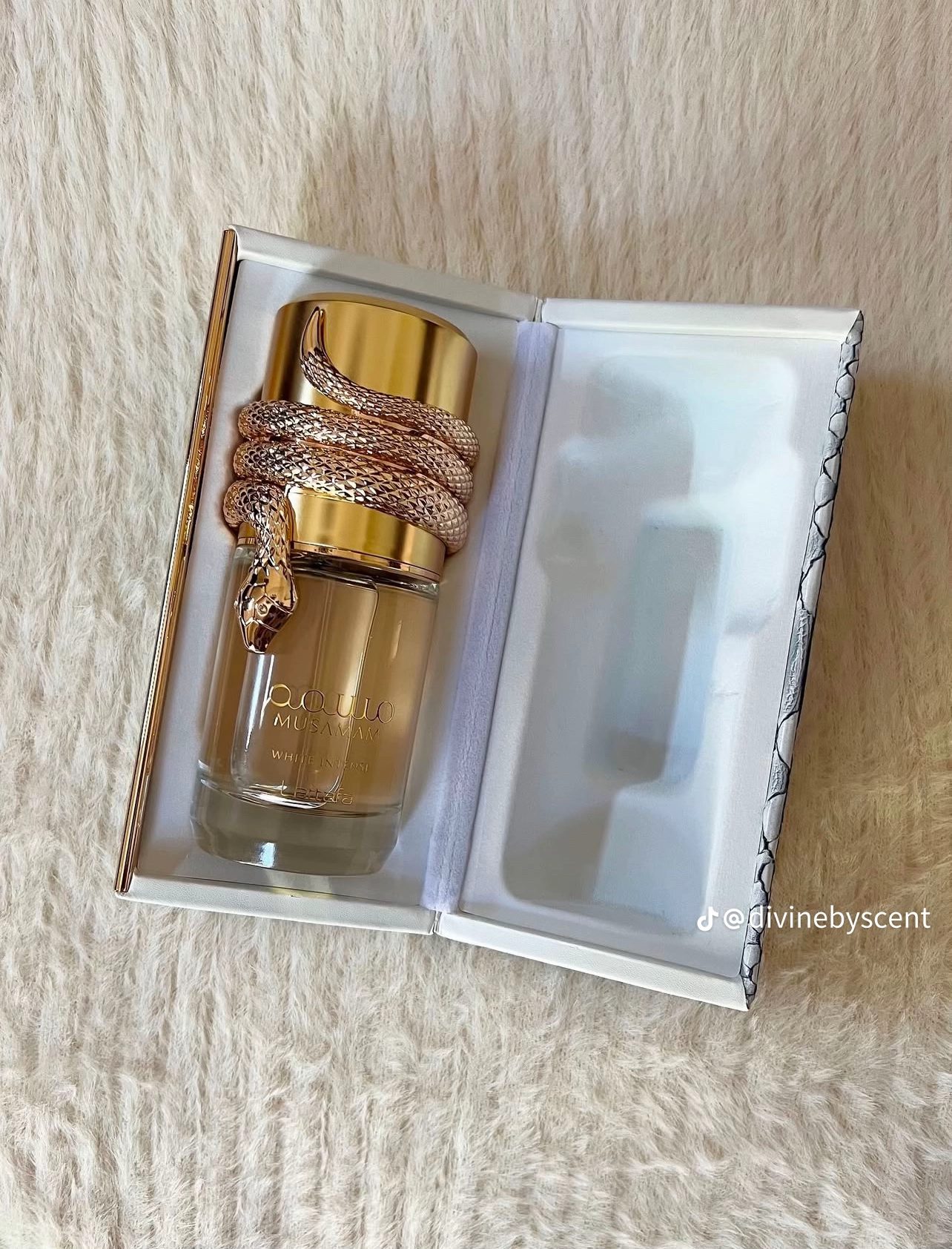 Musamam White Intense by LATTAFA