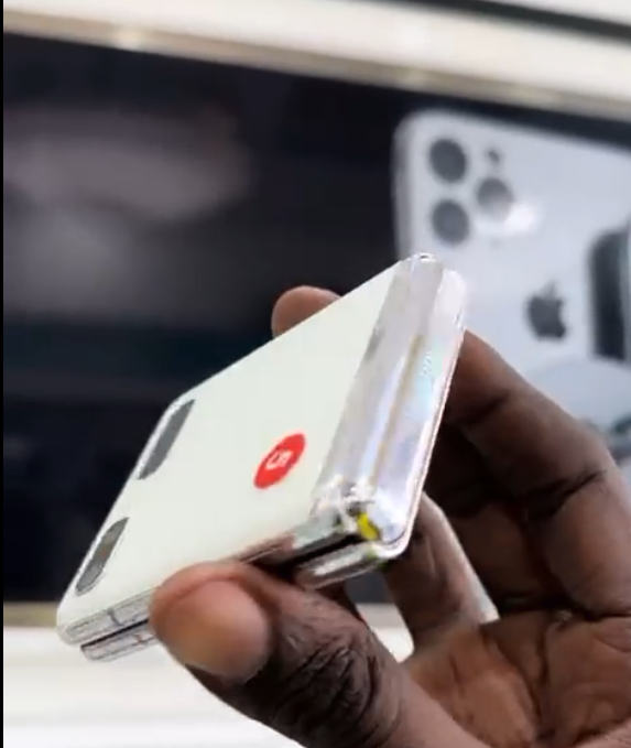 Samsung Galaxy ZFLIP 2