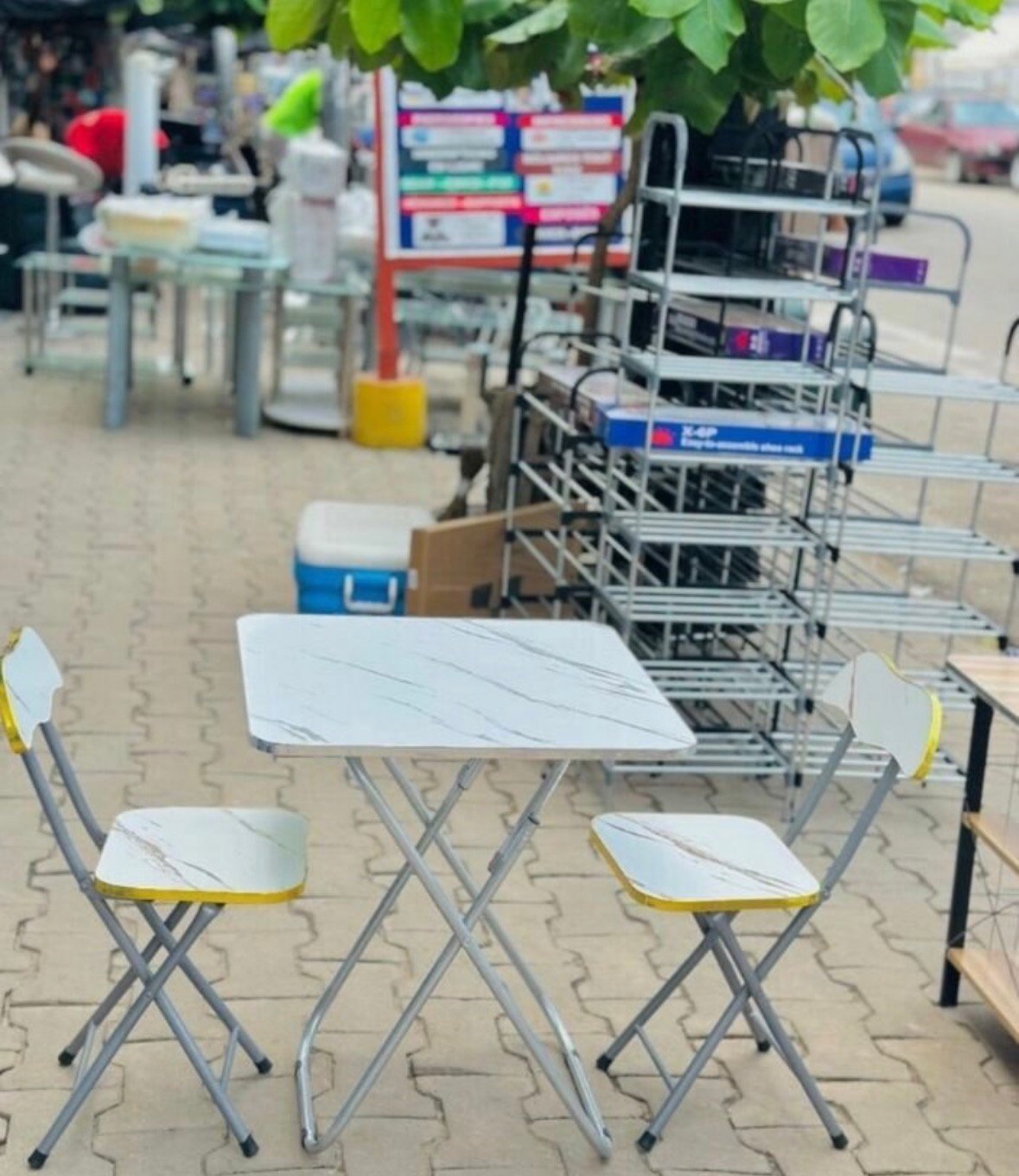 Ensemble Table et Chaises Pliables à vendre