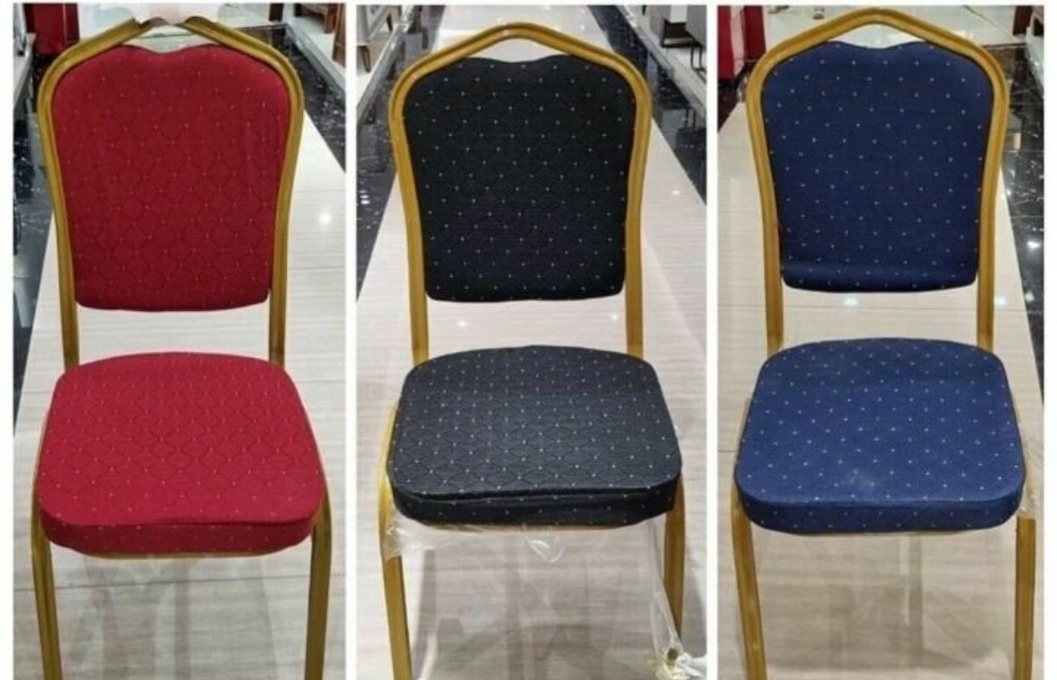 Chaises élégantes rembourrées à vendre