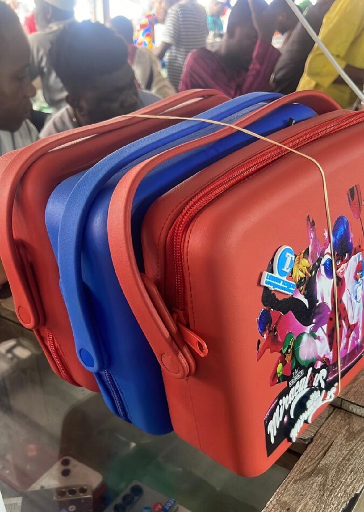 Housses de transport colorées à vendre