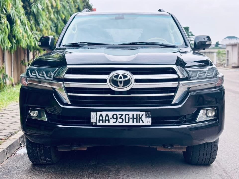 TOYOTA LAND CRUISER VXR 2014 à vendre