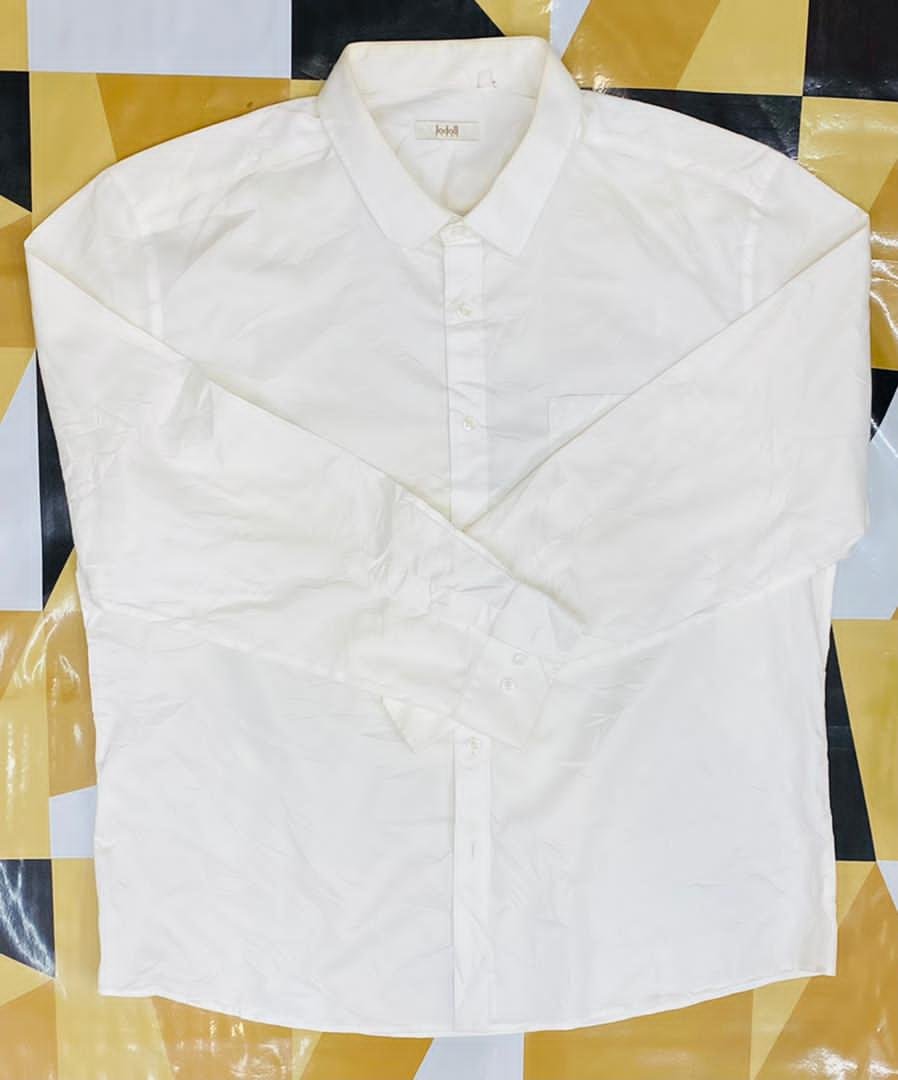 Chemise blanche à manches longues