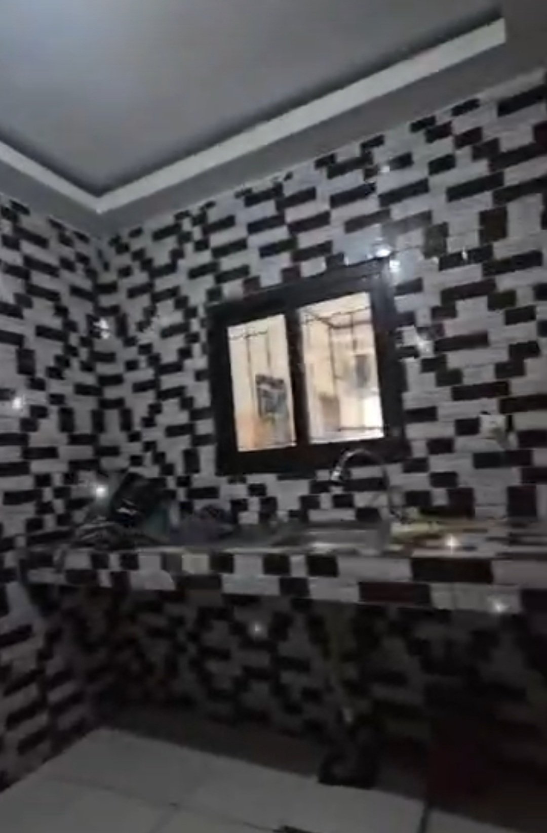 A louer KOUMASSI ZOÉ BRUNO SOWETO