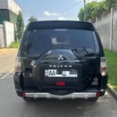 MITSUBISHI PAJERO GLS
