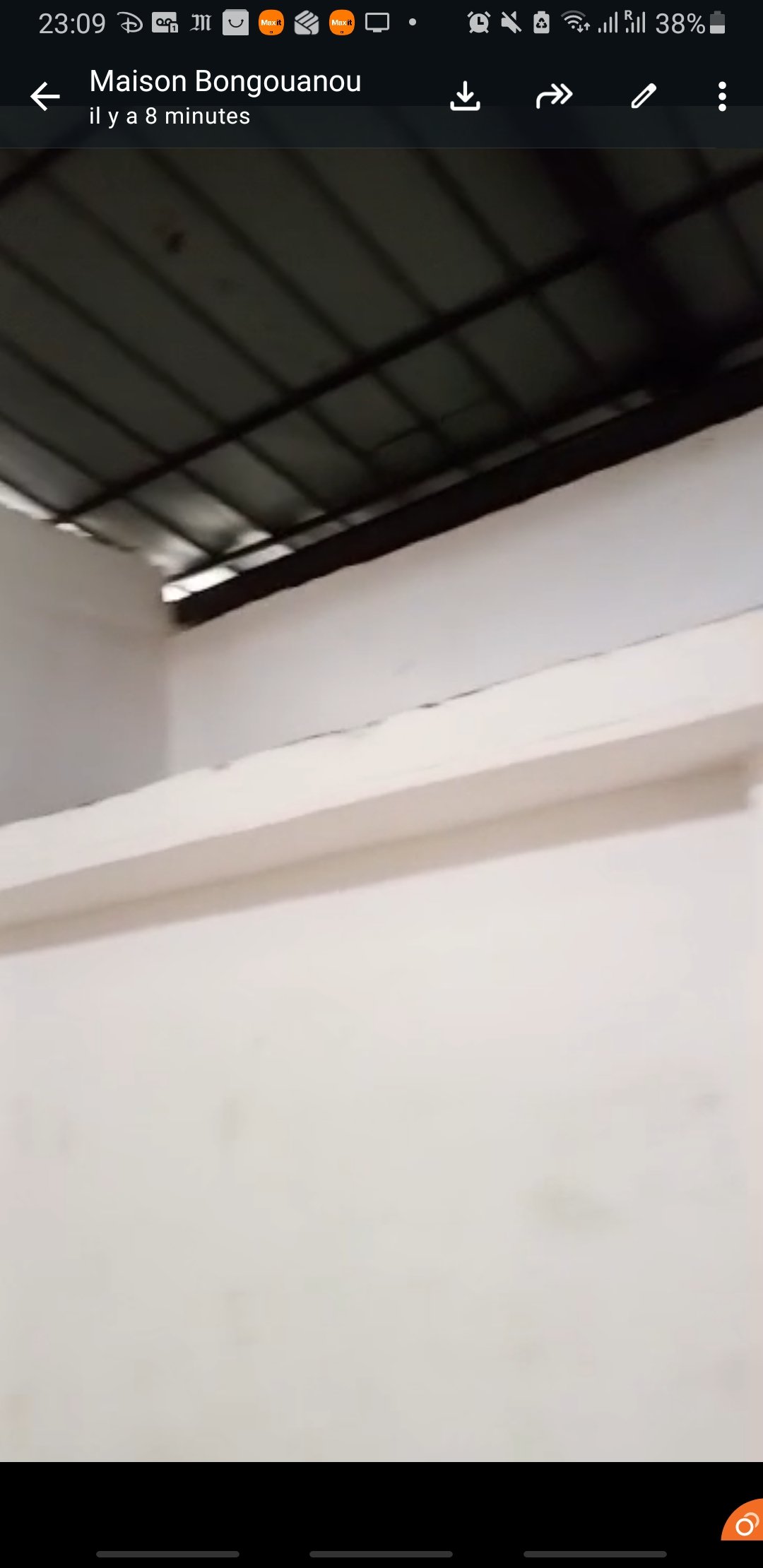 ENTREPÔT YOPOUGON 200m2