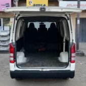 TOYOTA HIACE FOURGON 2020