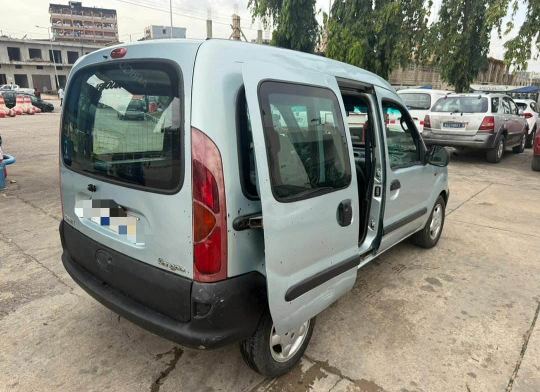 Renault Kangoo maison mère 2003