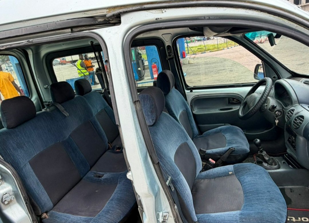 Renault Kangoo maison mère 2003