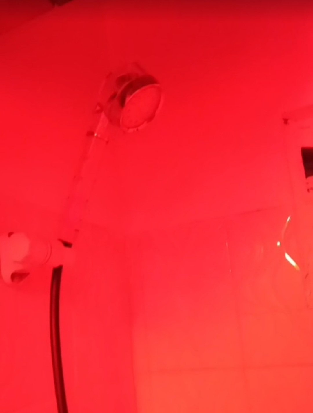 Pommeau de douche LED multicolore