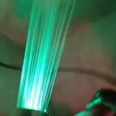Pommeau de douche LED multicolore