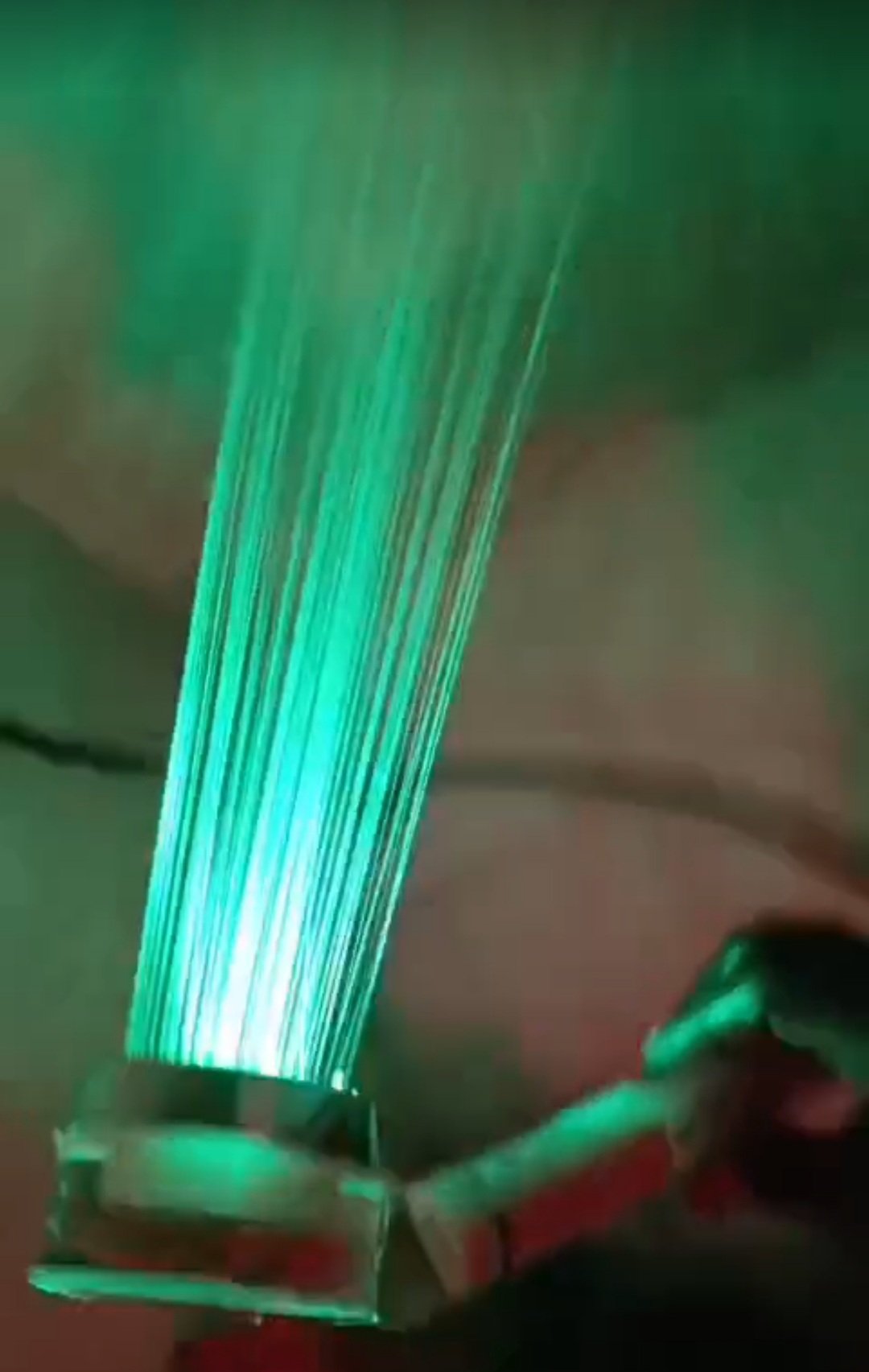 Pommeau de douche LED multicolore