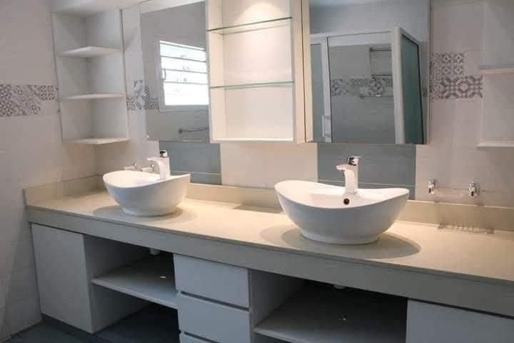 2 plateaux Villa Triplex 9 pièces à louer