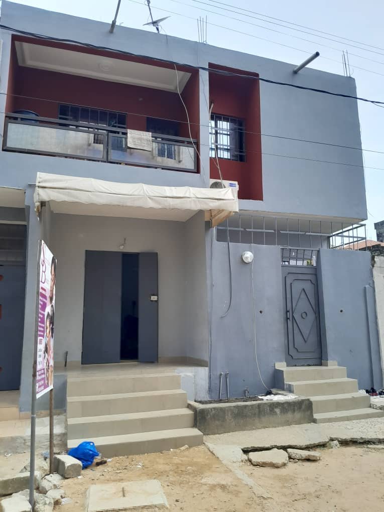 2 IMMEUBLES YOPOUGON ACADEMIE DIOP