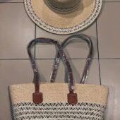 Vente de sac et chapeau de plage
