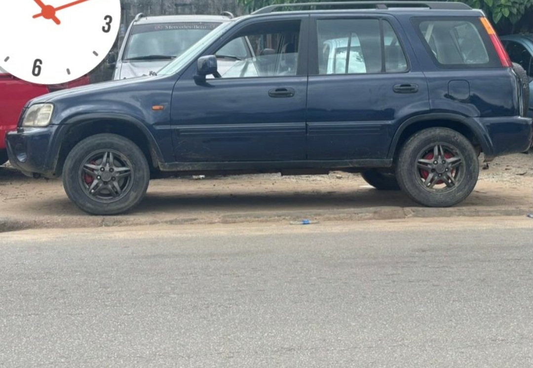 À VENDRE HONDA CR-V