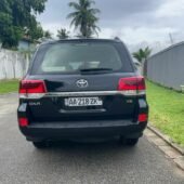 TOYOTA LAND CRUISER GX-R V8