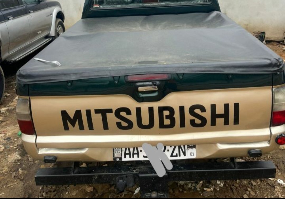 MITSUBISHI L200 À VENDRE