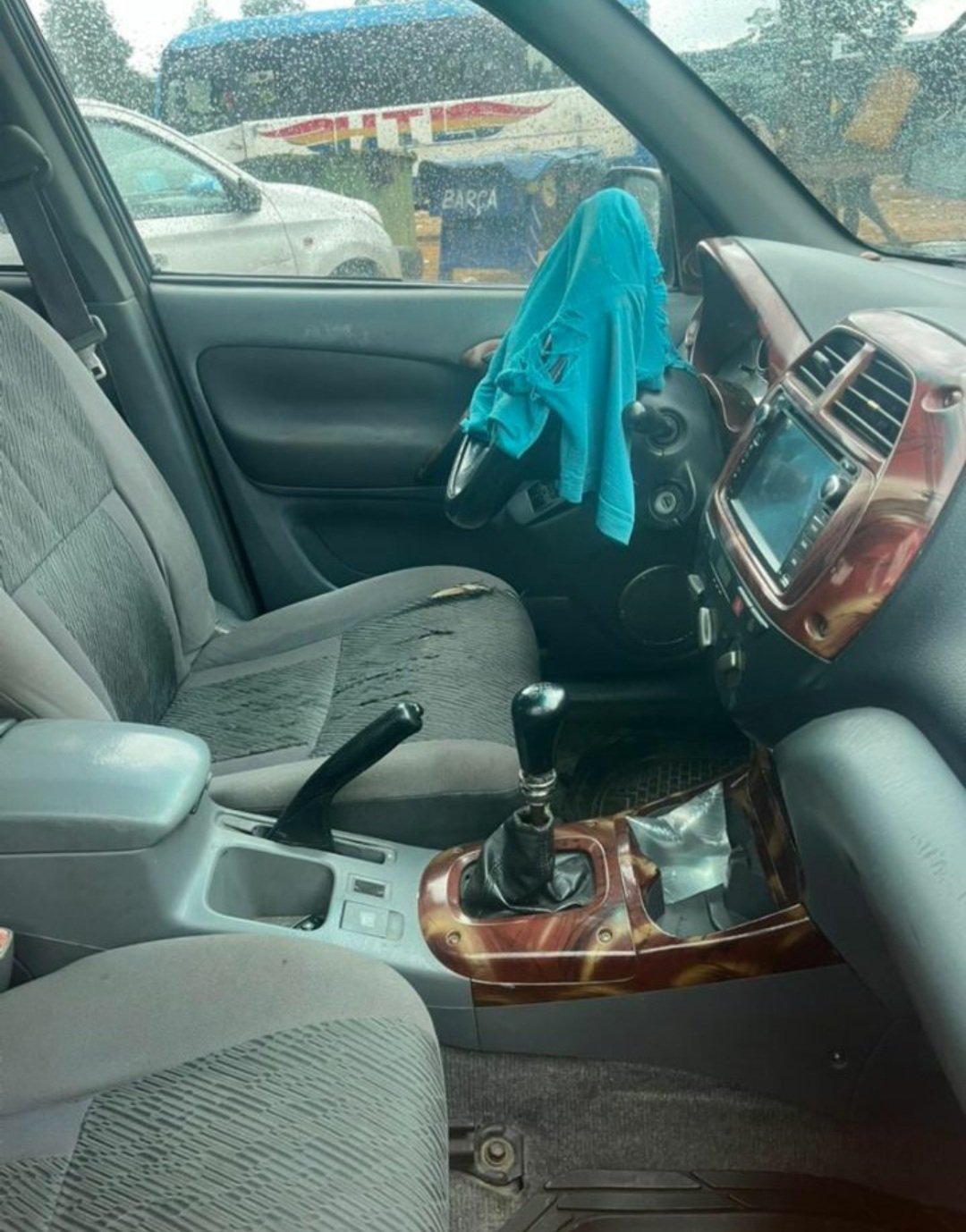 À VENDRE TOYOTA RAV4