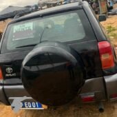 À VENDRE TOYOTA RAV4