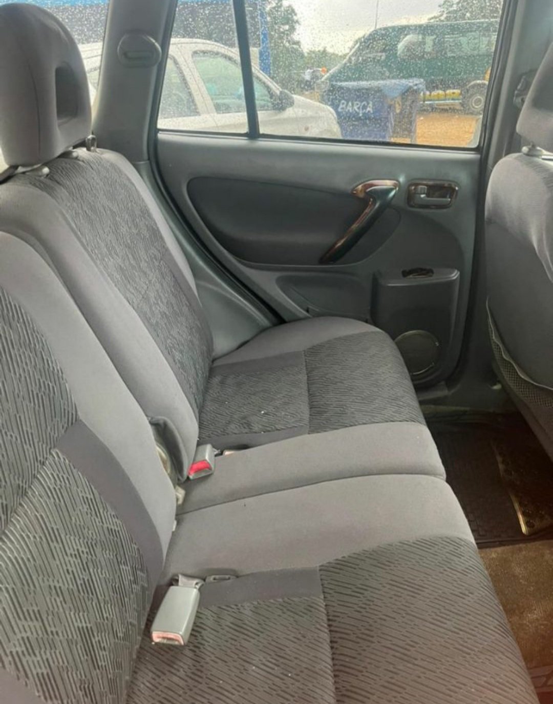 À VENDRE TOYOTA RAV4