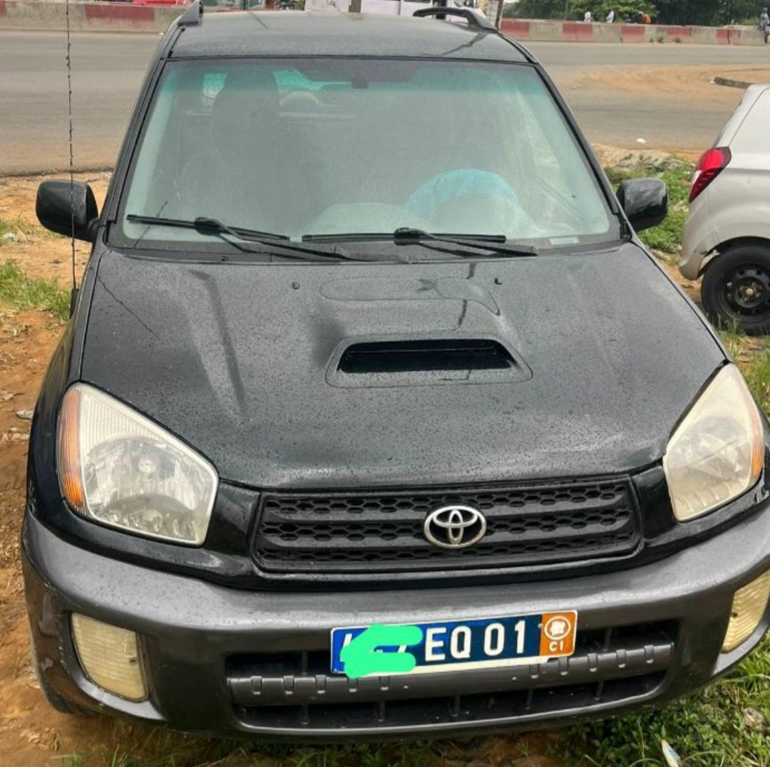 À VENDRE TOYOTA RAV4