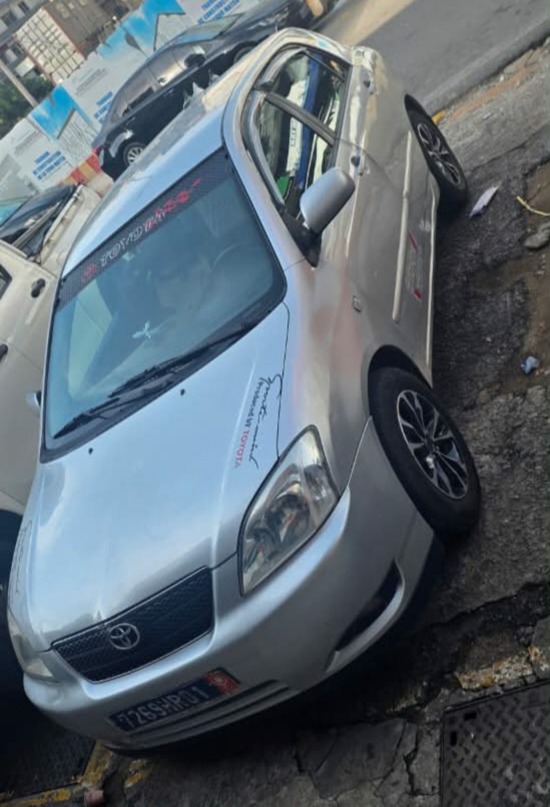 Toyota Obama essence BA