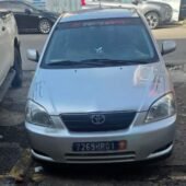 Toyota Obama essence BA