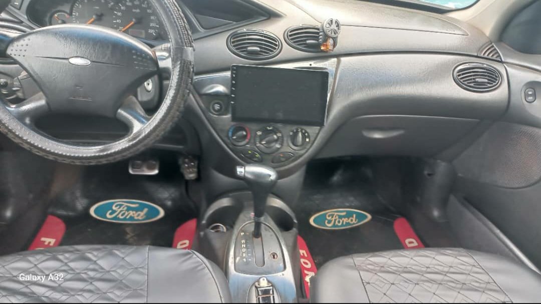 À VENDRE FORD FOCUS Phase 2