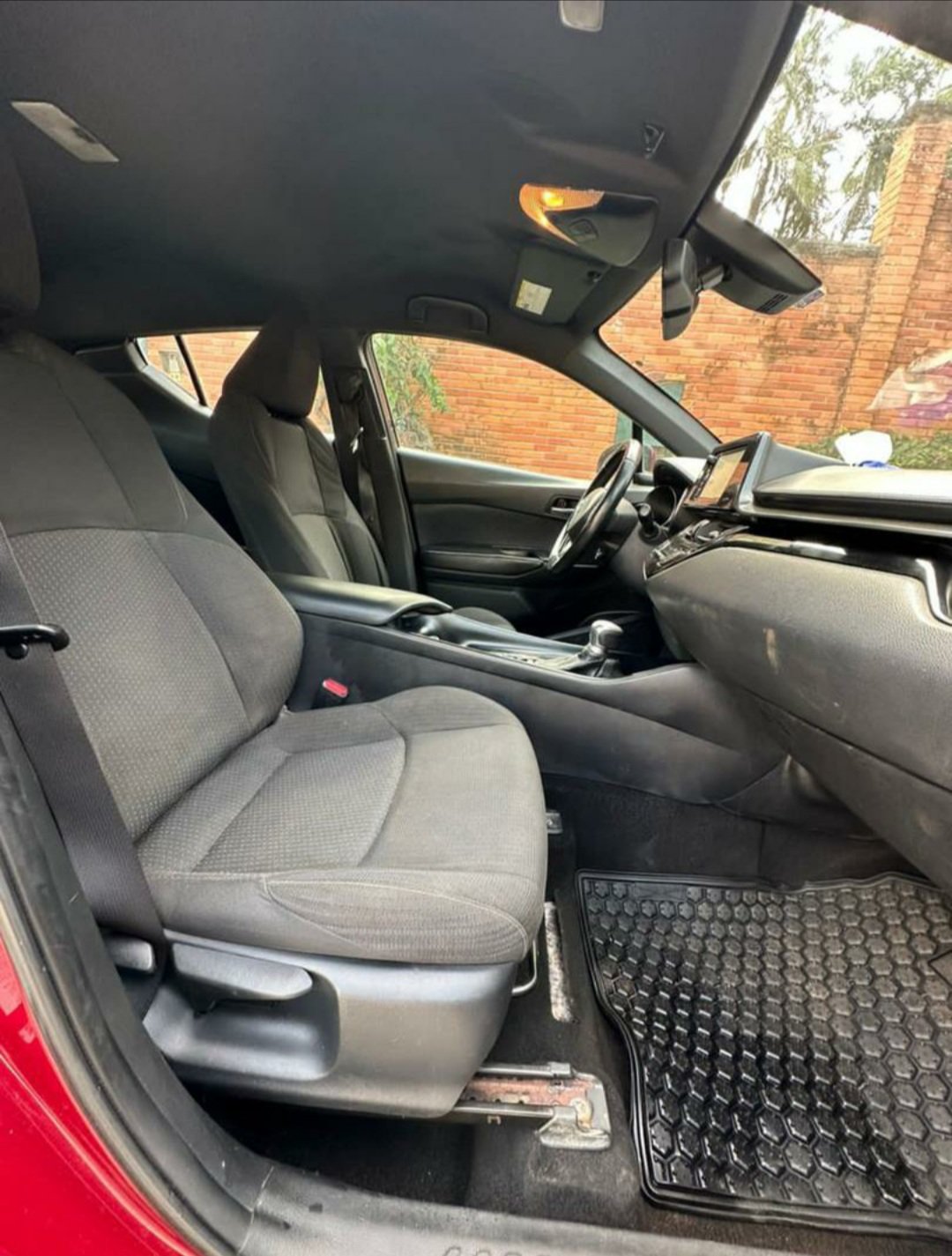 TOYOTA C-HR 2018/19 en vente