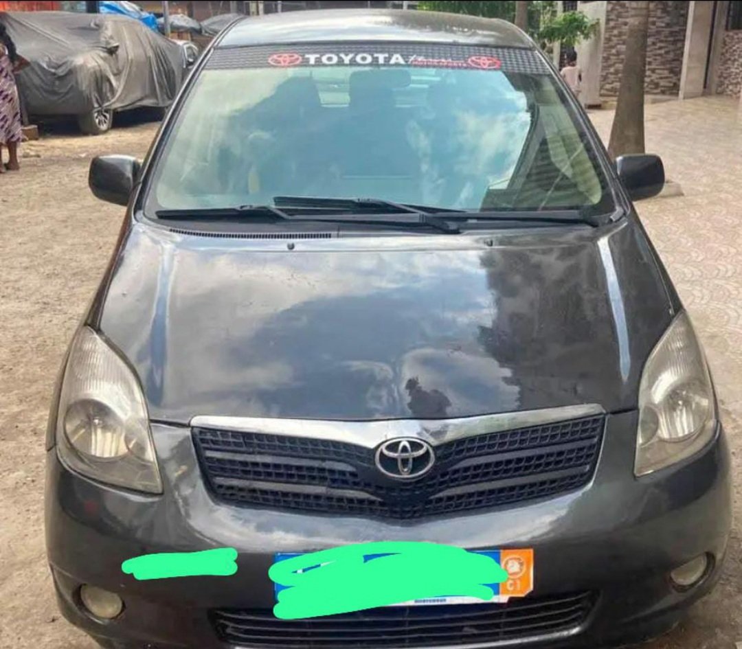 TOYOTA VERSO COROLLA en vente