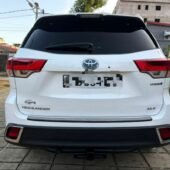 Toyota HIGHLANDER HYBRID XLE
