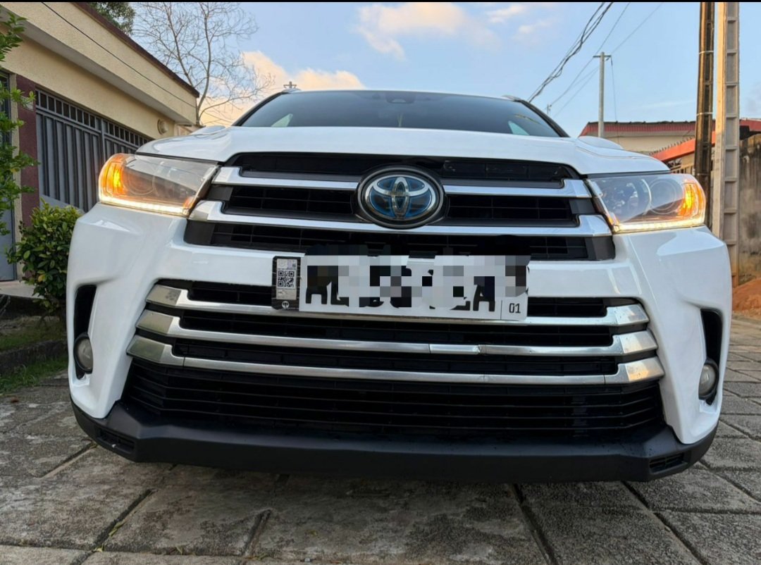 Toyota HIGHLANDER HYBRID XLE
