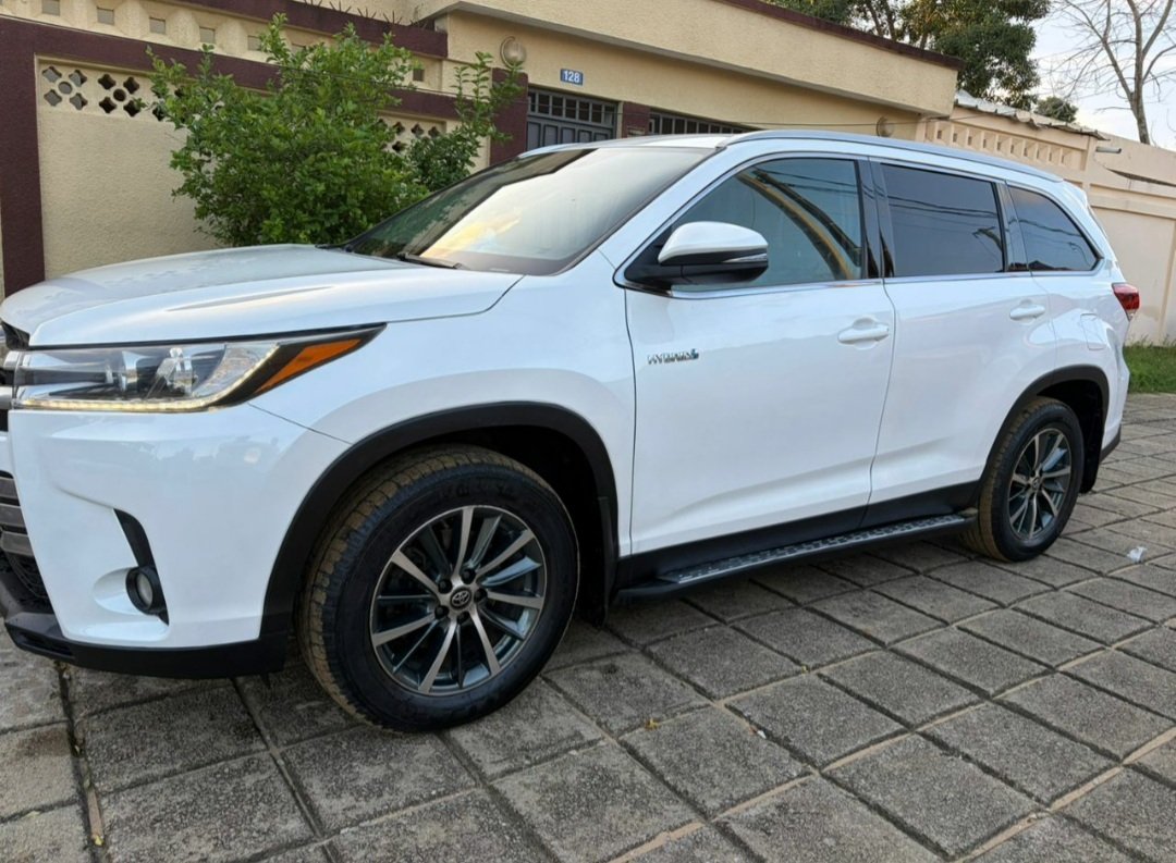 Toyota HIGHLANDER HYBRID XLE