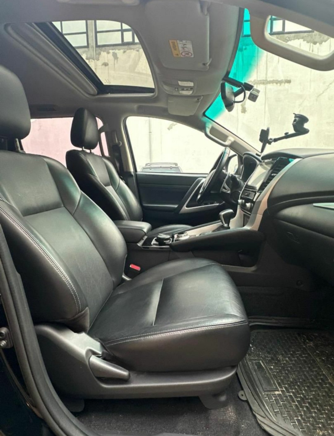 MITSUBISHI MONTERO SPORT V6